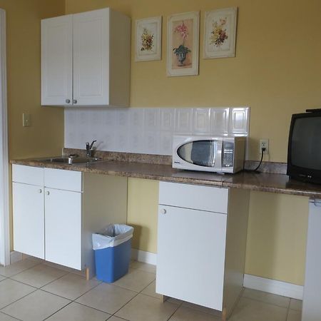 واساغا بيتش Villa Nova Motel المظهر الخارجي الصورة